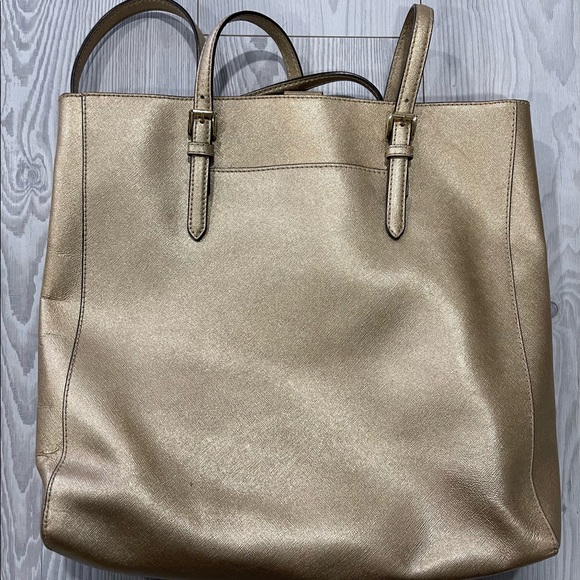 Michael Kors Handbag - Picture 4 of 9